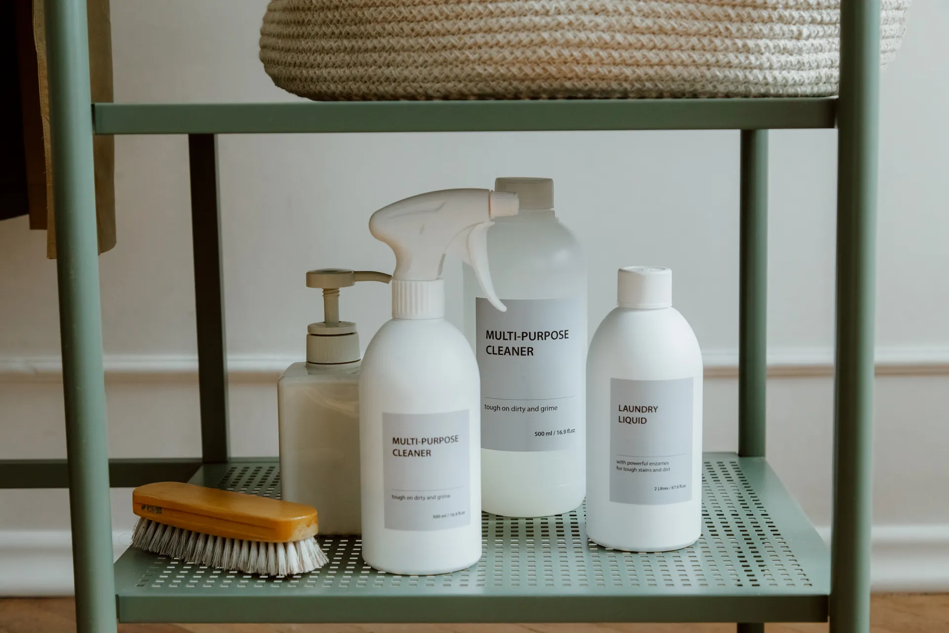 services_cleaning_products_alt